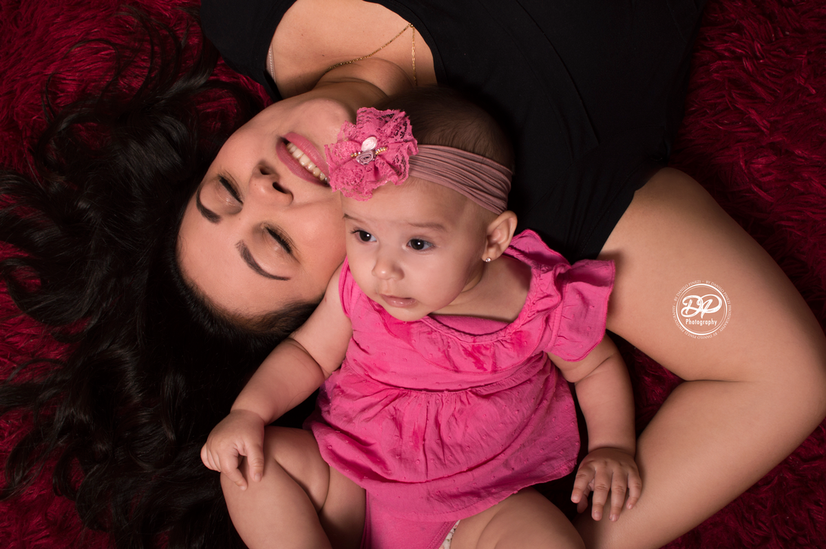 acompanhamento mensal de bebês, estúdio especializado em newborn, fotografia de recém nascidos, ensaios especiais, fotógrafo de família, estúdio fotográfico em Bariri/jaú, Dia das Mães