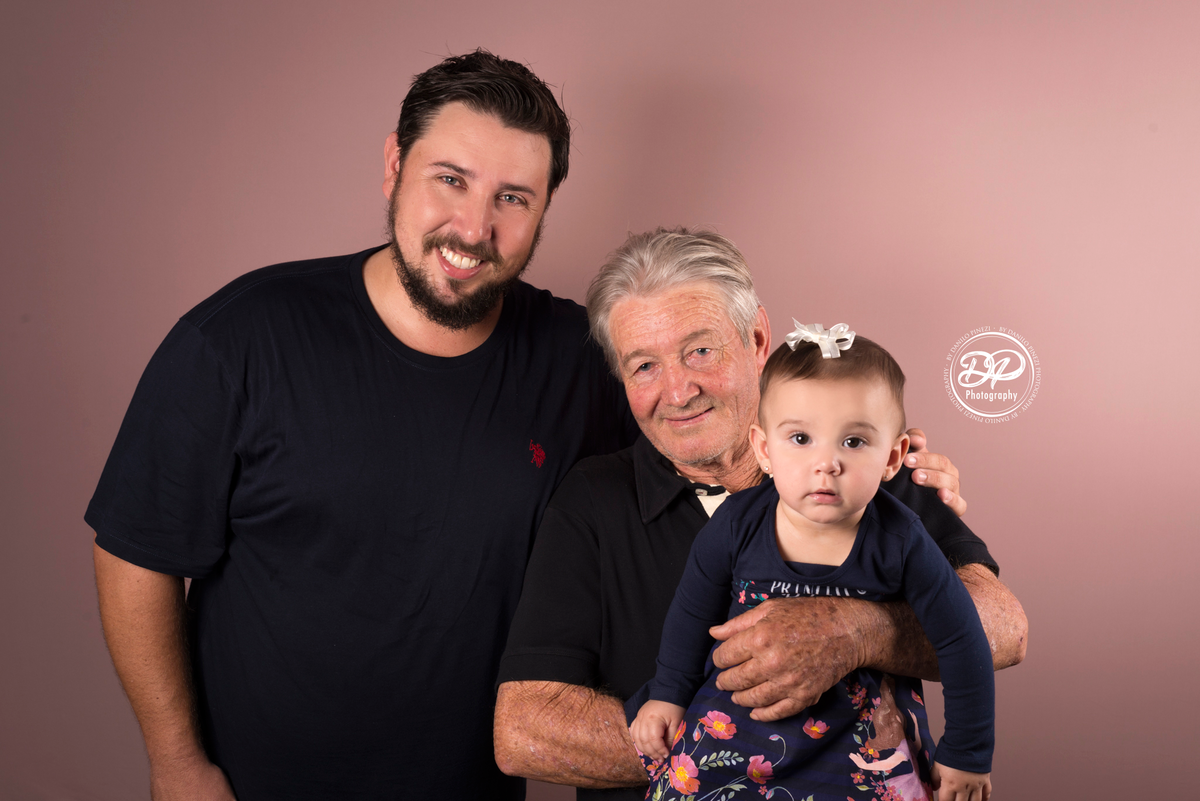 acompanhamento mensal de bebês, estúdio especializado em newborn, fotografia de recém nascidos, ensaios especiais, fotógrafo de família, estúdio fotográfico em Bariri/jaú, Sessão Dia dos Pais