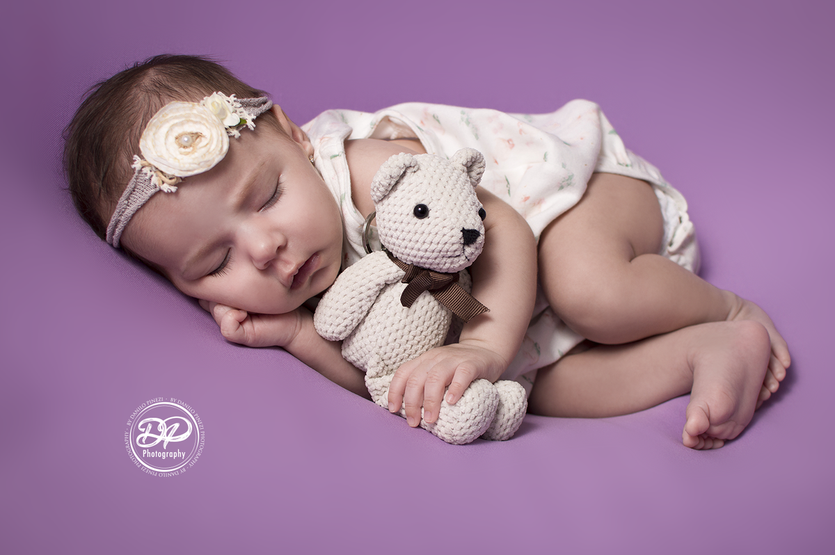 acompanhamento mensal de bebês, estúdio especializado em newborn, fotografia de recém nascidos, ensaios especiais, fotógrafo de família, estúdio fotográfico em Bariri/jaú