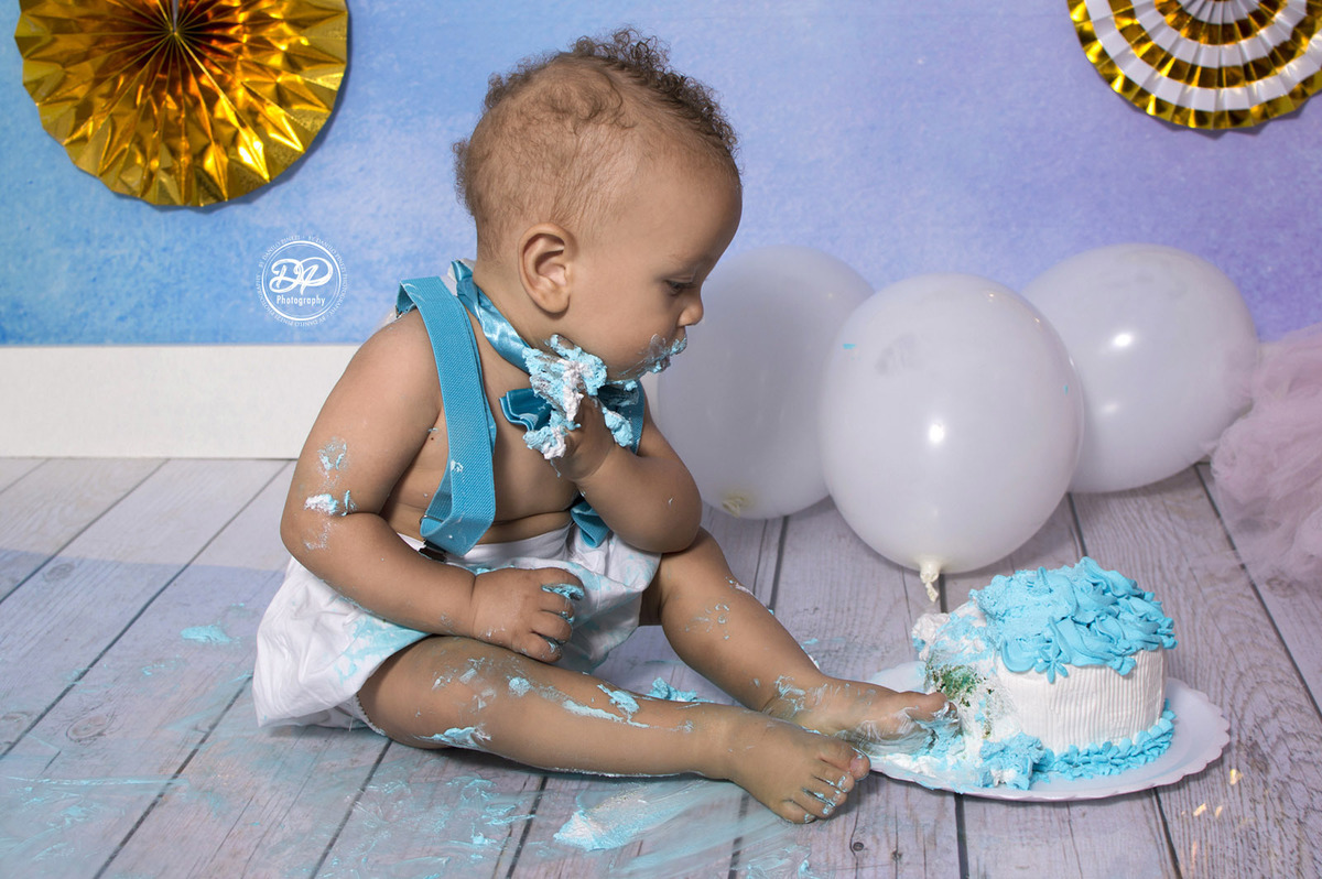 smash the cake, ensaio infantil com bolo, fotografia de bebês, aniversario de 1 ano, fotografia de estúdio e família, danilopinezi fotografia, fotografia de gêmeos, smash the cake gêmeos