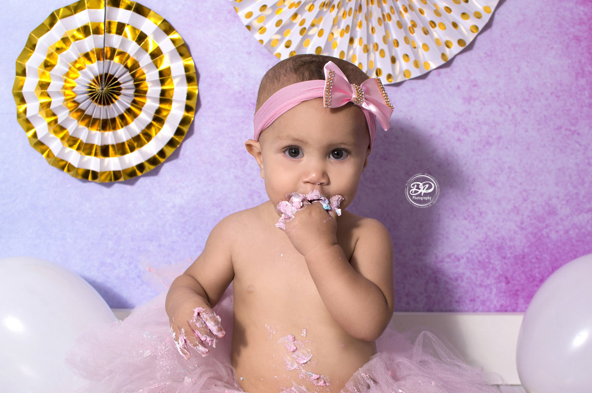 smash the cake, ensaio infantil com bolo, fotografia de bebês, aniversario de 1 ano, fotografia de estúdio e família, danilopinezi fotografia, fotografia de gêmeos, smash the cake gêmeos