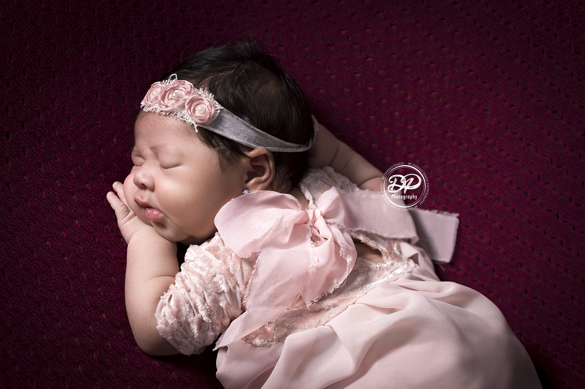 newborn, newborn de menina, newborn jaú, newborn de estúdio, fotografia de bebês, Danilo Pinezi Fotografia, Estúdio Fotográfico