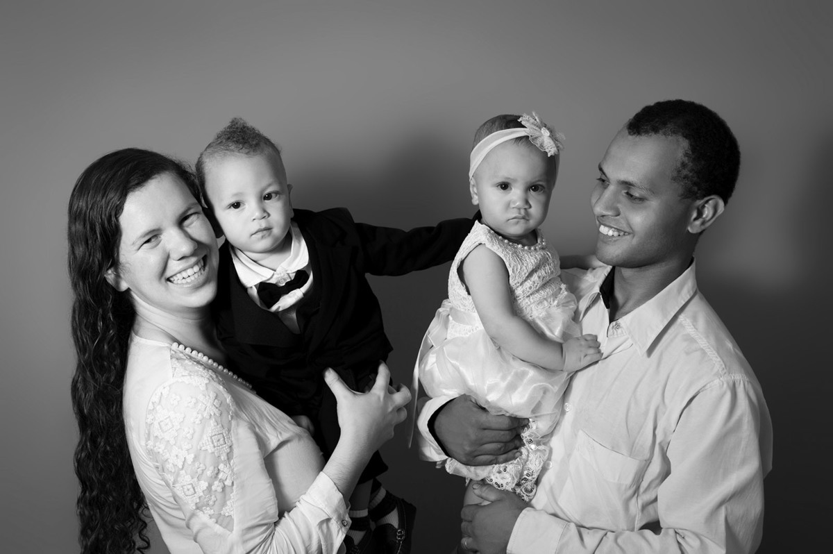 ensaio família, sessão família em estúdio, Danilo Pinezi Fotografía, Fotógrafo de Família, família, fotos de família.