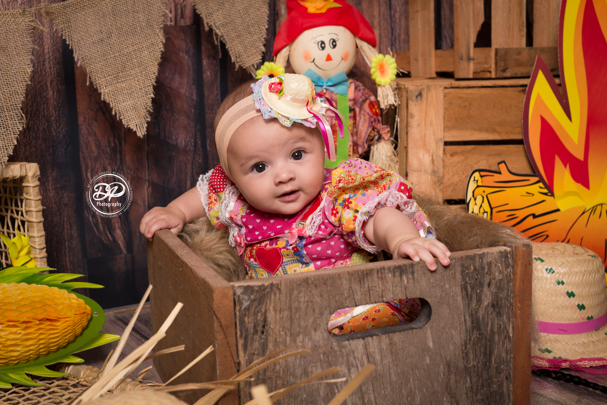 newborn, Danilo Pinezi Fotografia, fotografia de bebês, acompanhamento mensal, fotografia de família, estúdio fotográfico infantil e família, ensaio caipira, ensaio junino