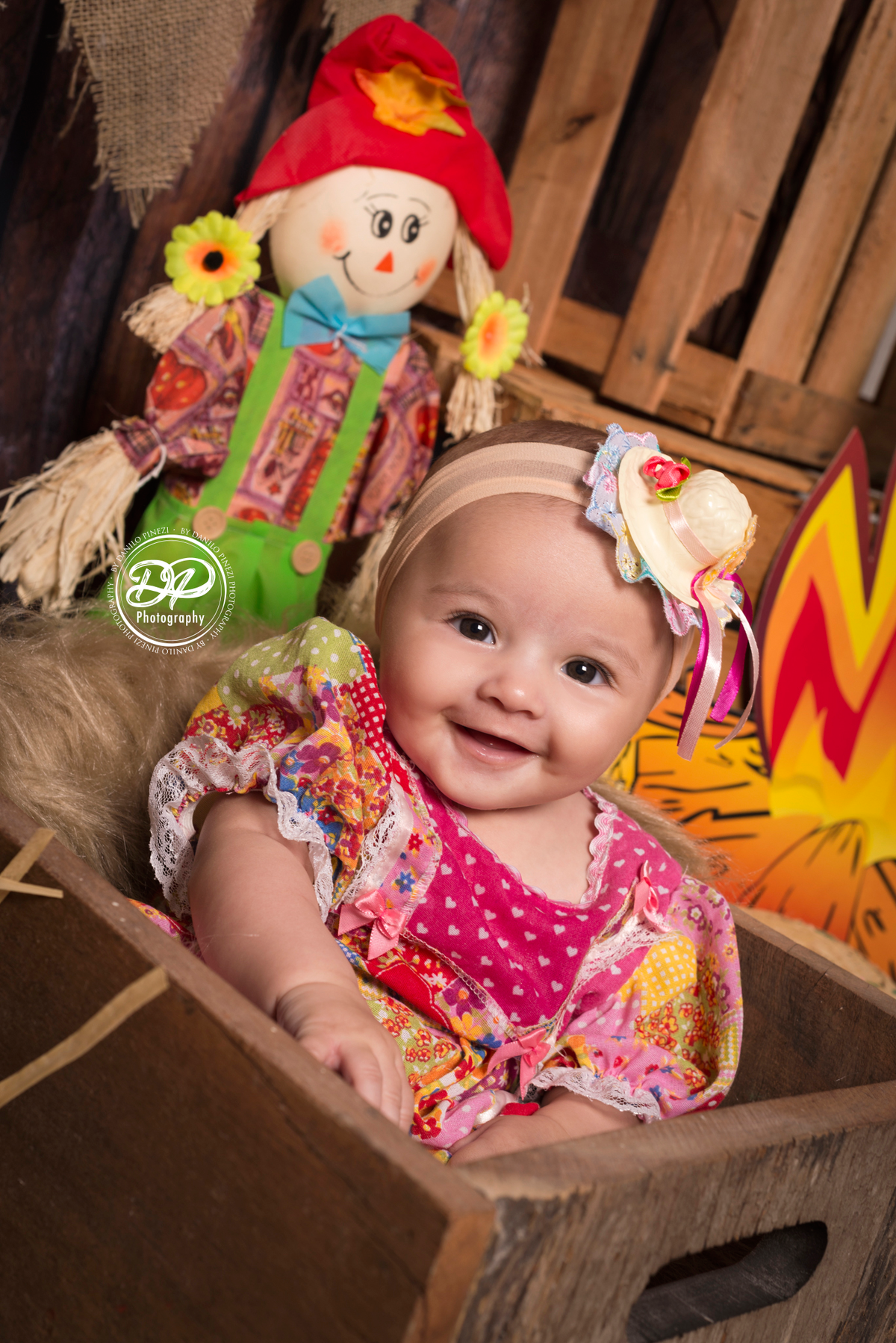 newborn, Danilo Pinezi Fotografia, fotografia de bebês, acompanhamento mensal, fotografia de família, estúdio fotográfico infantil e família, ensaio caipira, ensaio junino