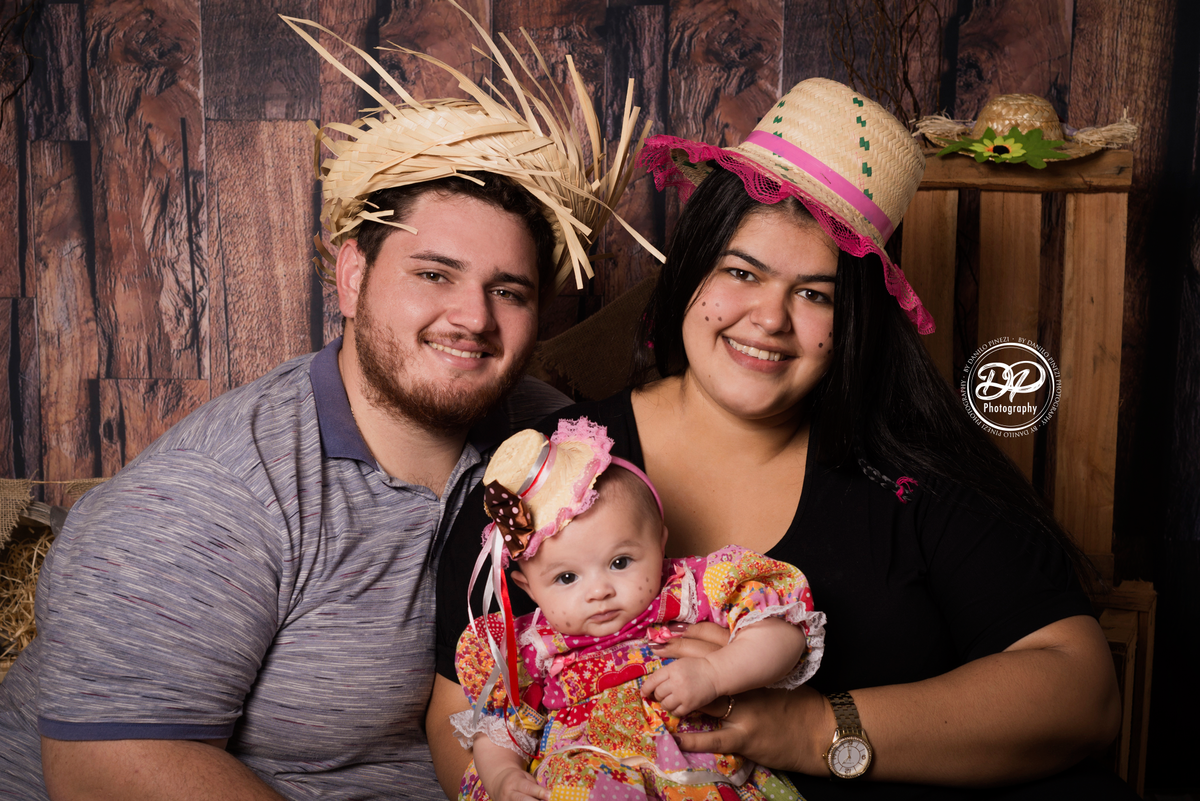 newborn, Danilo Pinezi Fotografia, fotografia de bebês, acompanhamento mensal, fotografia de família, estúdio fotográfico infantil e família, ensaio caipira, ensaio junino