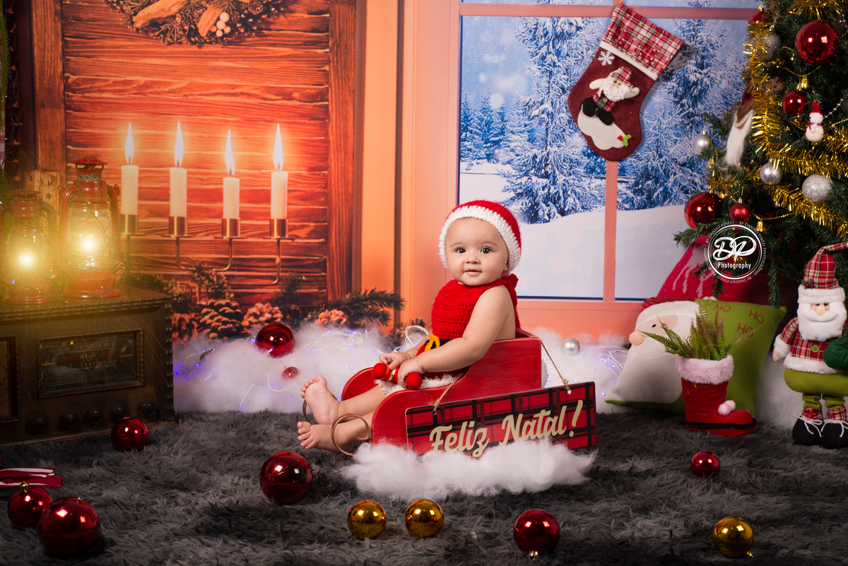 Sessão Fotográfica Natalina executada no Estúdio Danilo Pinezi Fotografia em Bariri