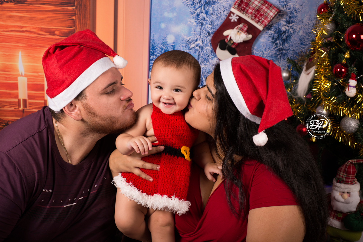 Sessão Fotográfica Natalina executada no Estúdio Danilo Pinezi Fotografia em Bariri