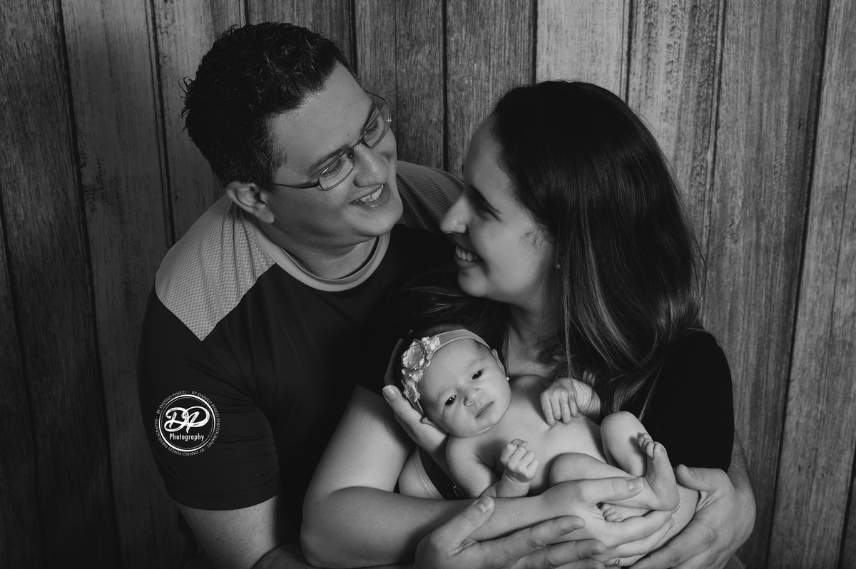 Newborn, Estúdio Danilo Pinezi Fotografia, fotógrafo newborn e família, fotografia de recém nascidos, newborn de menina, newborn de páscoa, ensaio de páscoa