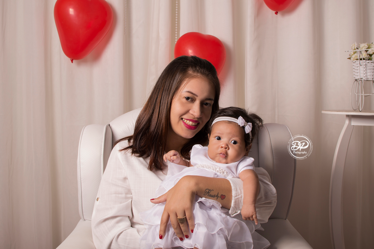 Danilo Pinezi Fotografia, ensaios infantis, ensaios temáticos, newborn, estúdio fotográfico, fotógrafo de família, Dia das mães, ensaio mãe e filha