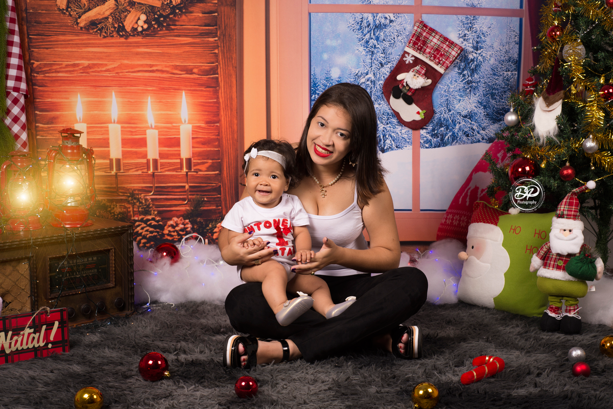 Ensaio Natalino de menina feito no Estúdio Danilo Pinezi Fotografia
