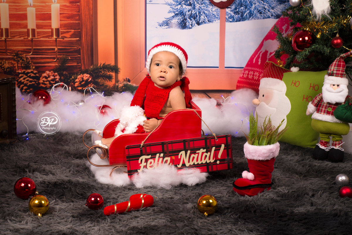 Ensaio Natalino de menina feito no Estúdio Danilo Pinezi Fotografia