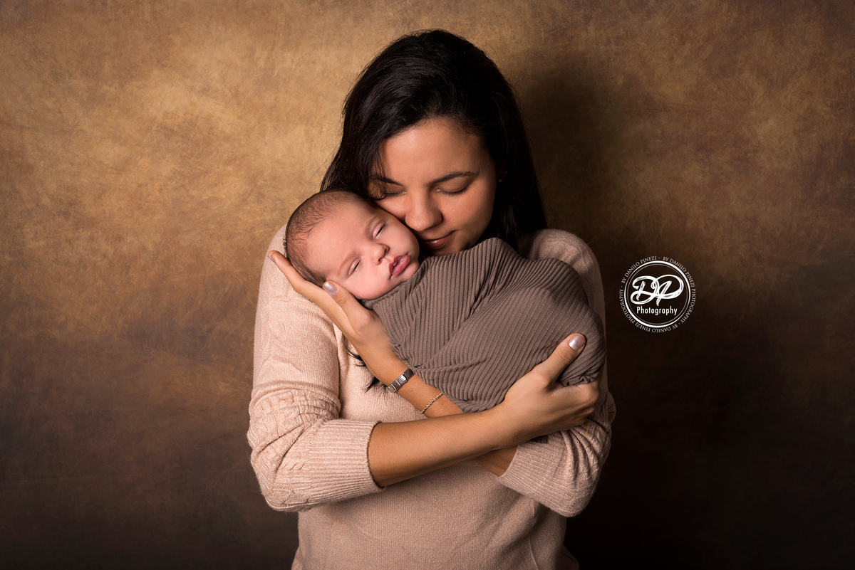 newborn, fotografia newborn, recém nascidos, fotógrafo de recém nascidos, estúdio fotográfico de bebês e família, Danilo Pinezi, Danilo Pinezi Fotografia, fotógrafo em jaú e Bariri