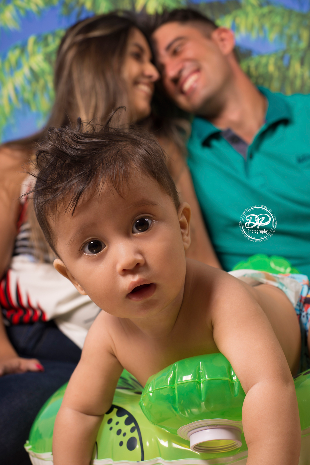 Ensaio Praia/verão de menino feitono estúdio Danilo Pinezi Fotografia em Bariri/SP
