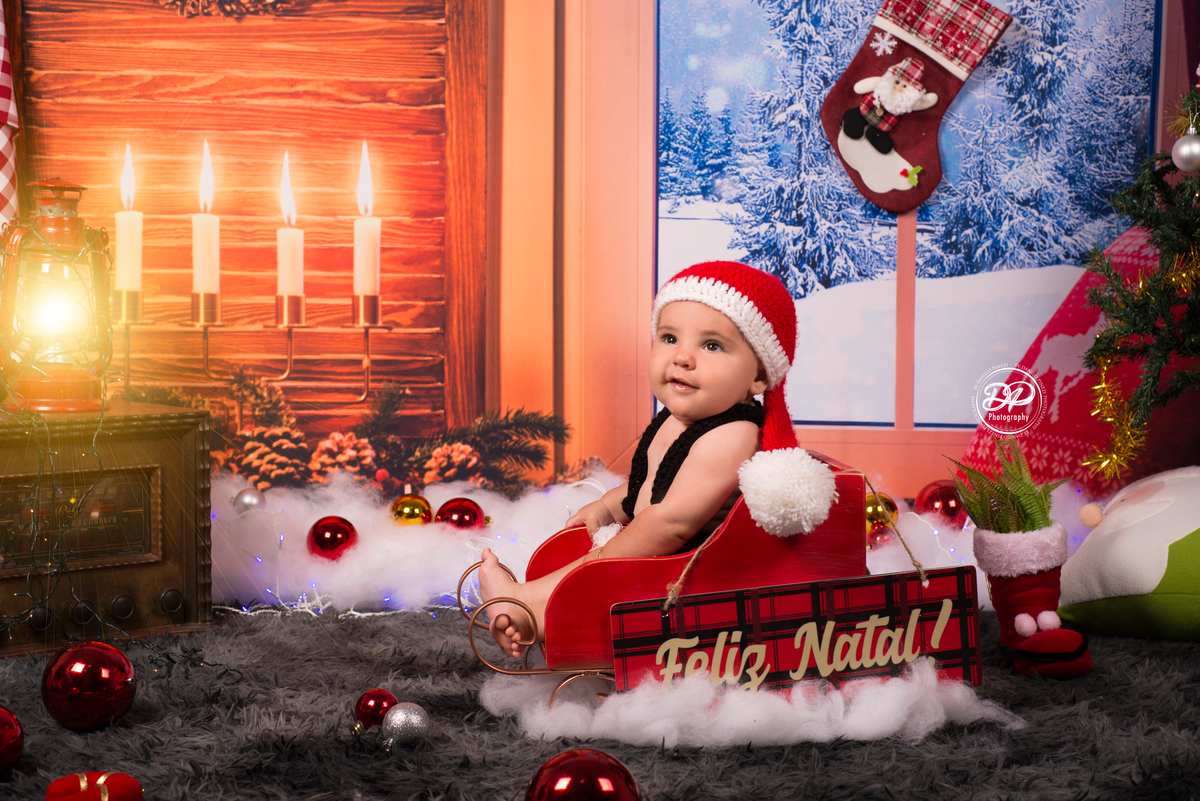 Sessão Natalina de menino em Estúdio, feita no estúdio Danilo Pinezi Fotografia em Bariri/SP