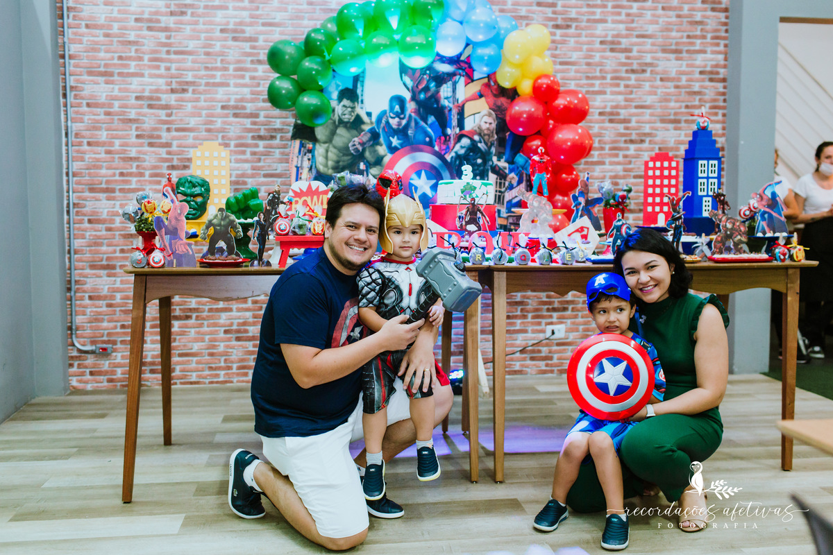 Aniversário Infantil Buffet Viva São Roque com Tema Super Heróis