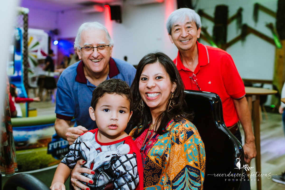 Aniversário Infantil Buffet Viva São Roque com Tema Super Heróis