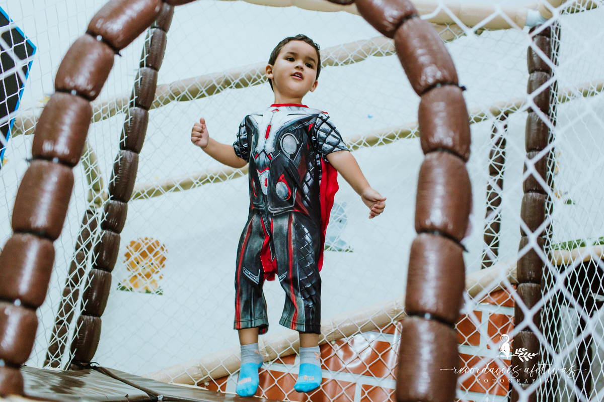 Aniversário Infantil Buffet Viva São Roque com Tema Super Heróis