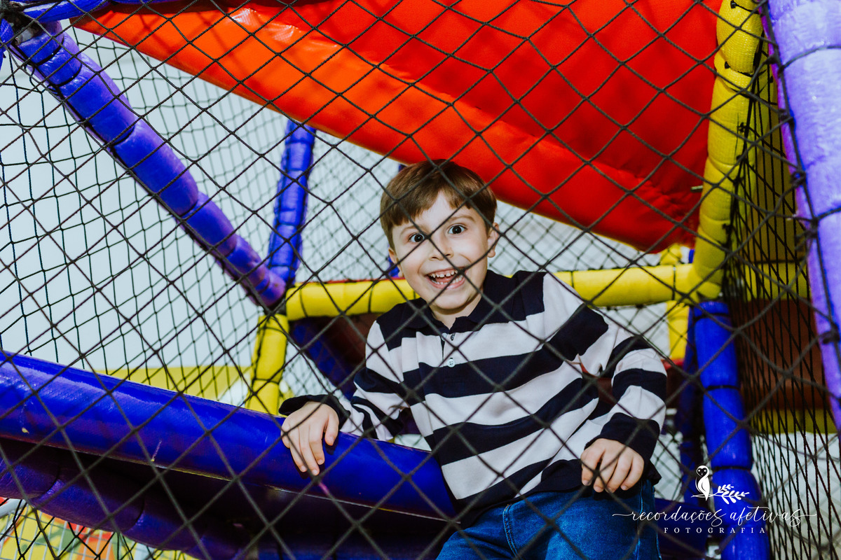 Aniversário Infantil com Tema Sonic Realizado no Espaço Play Buffet em Osasco