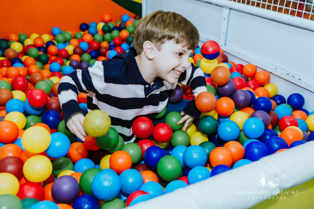 Aniversário Infantil com Tema Sonic Realizado no Espaço Play Buffet em Osasco