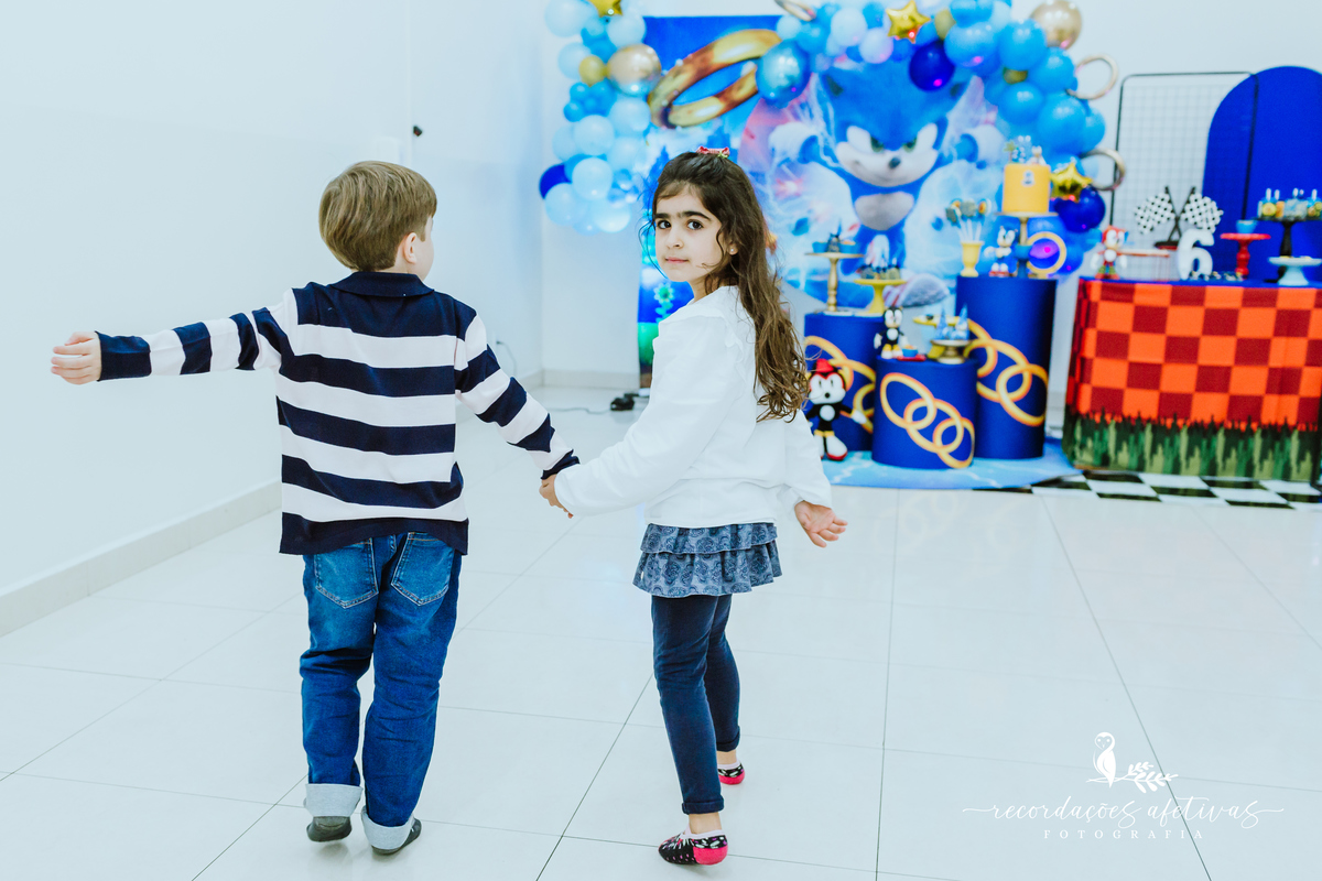 Aniversário Infantil com Tema Sonic Realizado no Espaço Play Buffet em Osasco