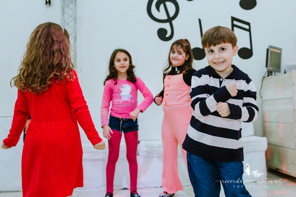 Aniversário Infantil com Tema Sonic Realizado no Espaço Play Buffet em Osasco