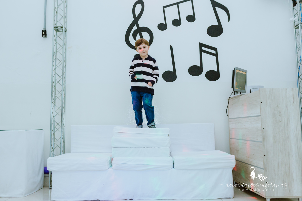 Aniversário Infantil com Tema Sonic Realizado no Espaço Play Buffet em Osasco