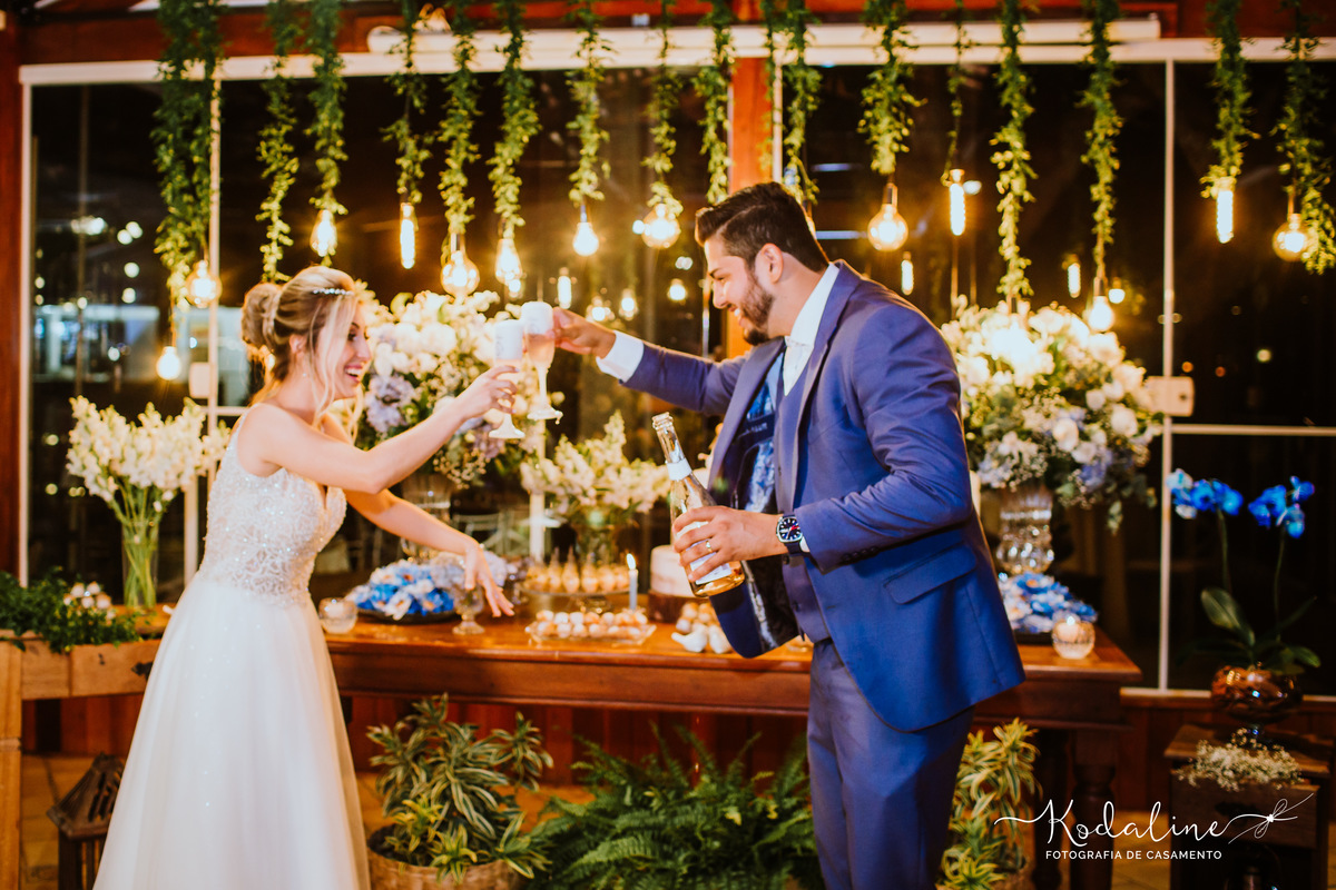 Casamento lindo realizado na igreja Matriz em São Roque e a festa no Espaço Hera 