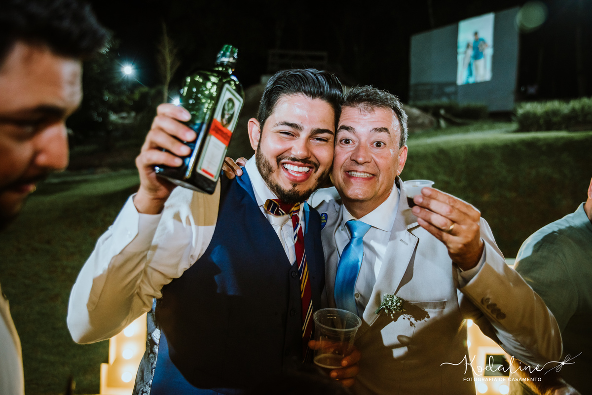 Casamento lindo realizado na igreja Matriz em São Roque e a festa no Espaço Hera 