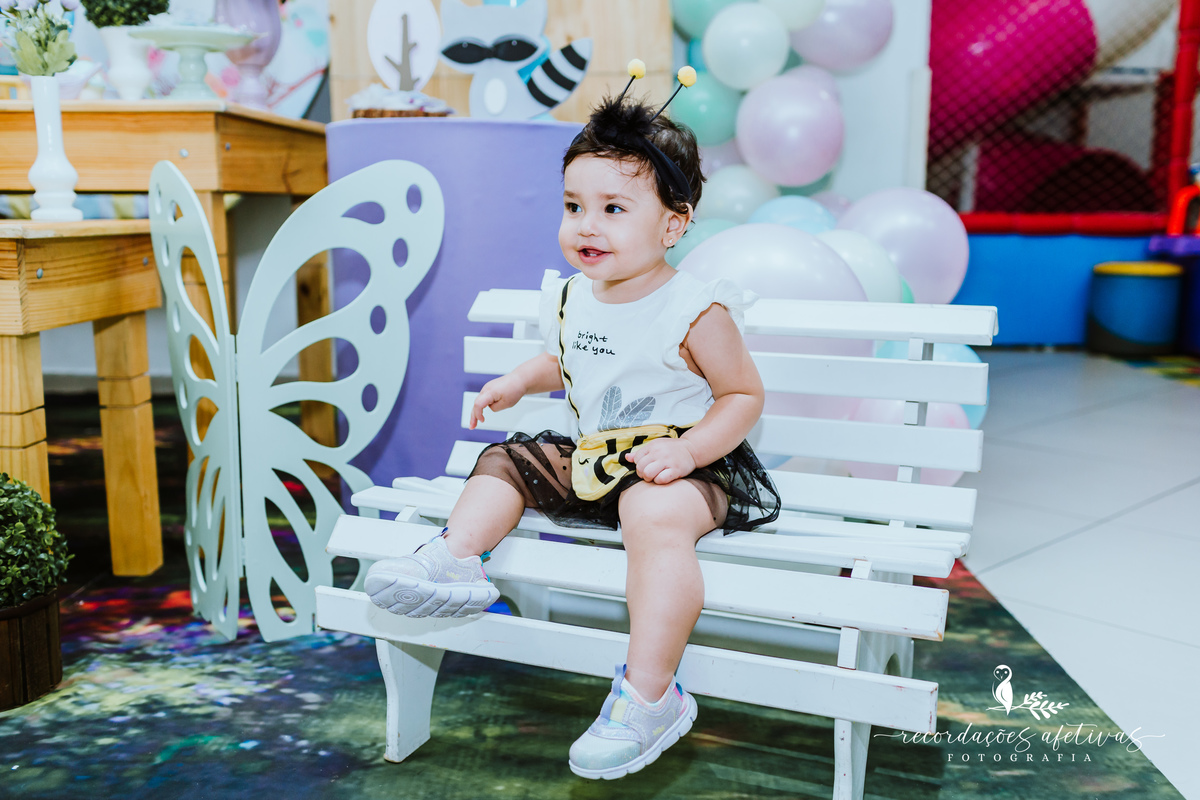 Aniversário de 1 Aninho com Tema Jardim Encantado realizado no Buffet Espaço Auê, em Santana, SP