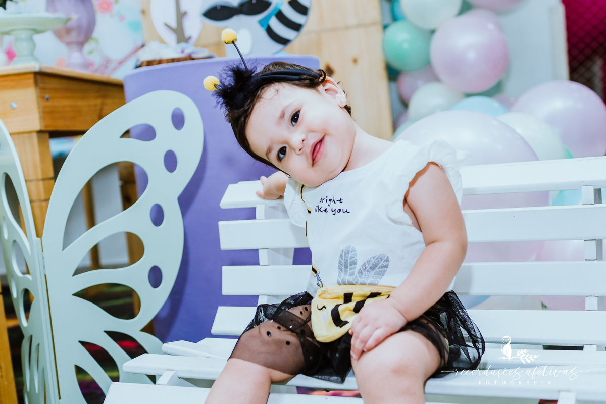 Aniversário de 1 Aninho com Tema Jardim Encantado realizado no Buffet Espaço Auê, em Santana, SP