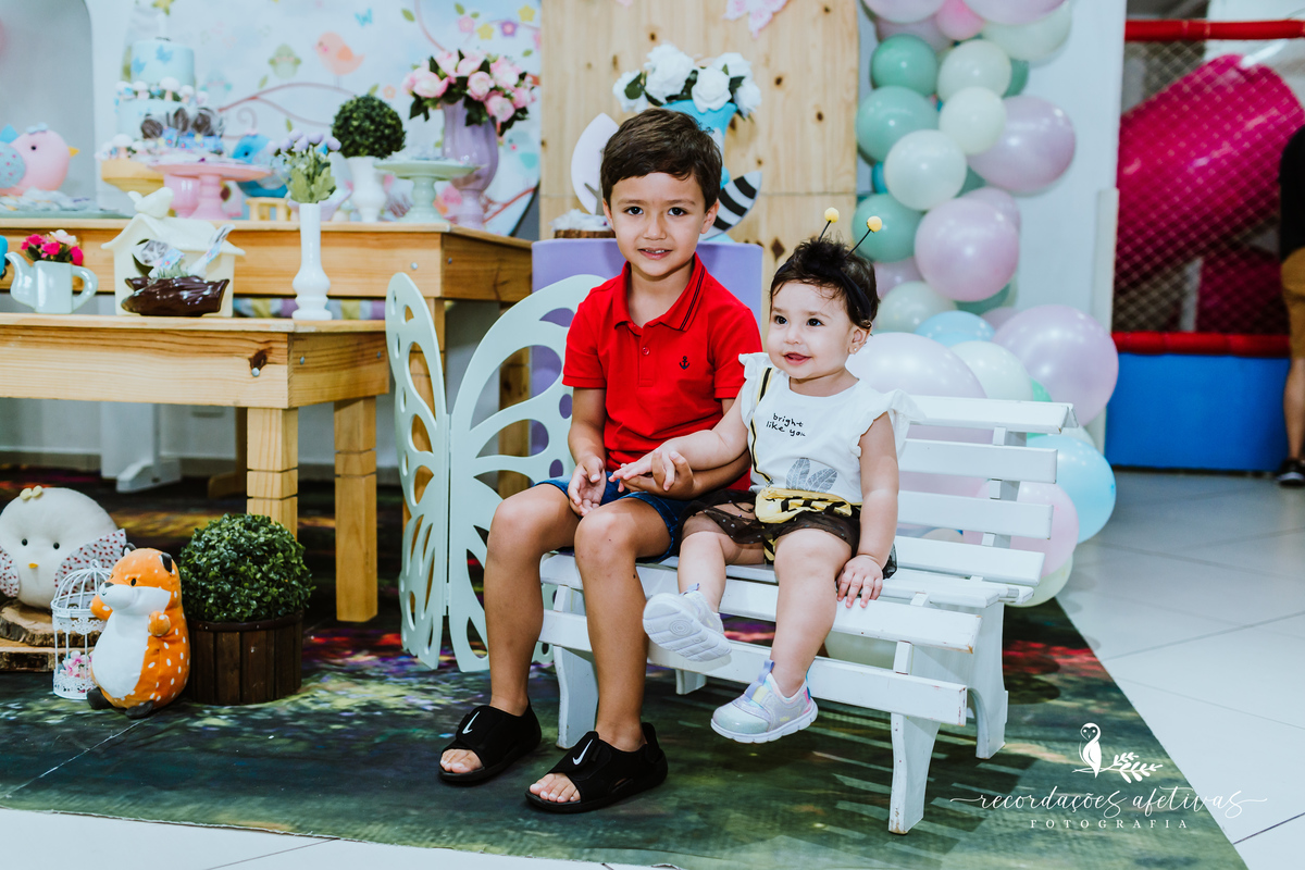 Aniversário de 1 Aninho com Tema Jardim Encantado realizado no Buffet Espaço Auê, em Santana, SP