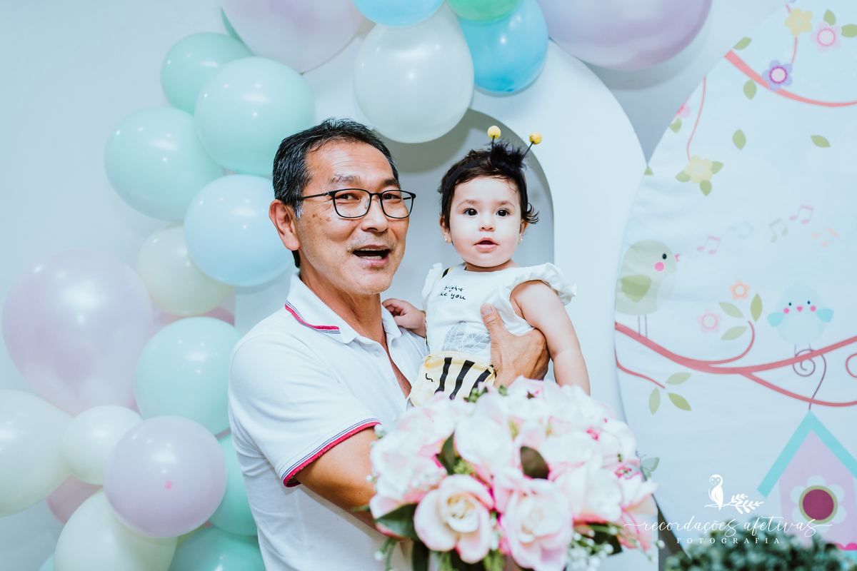 Aniversário de 1 Aninho com Tema Jardim Encantado realizado no Buffet Espaço Auê, em Santana, SP