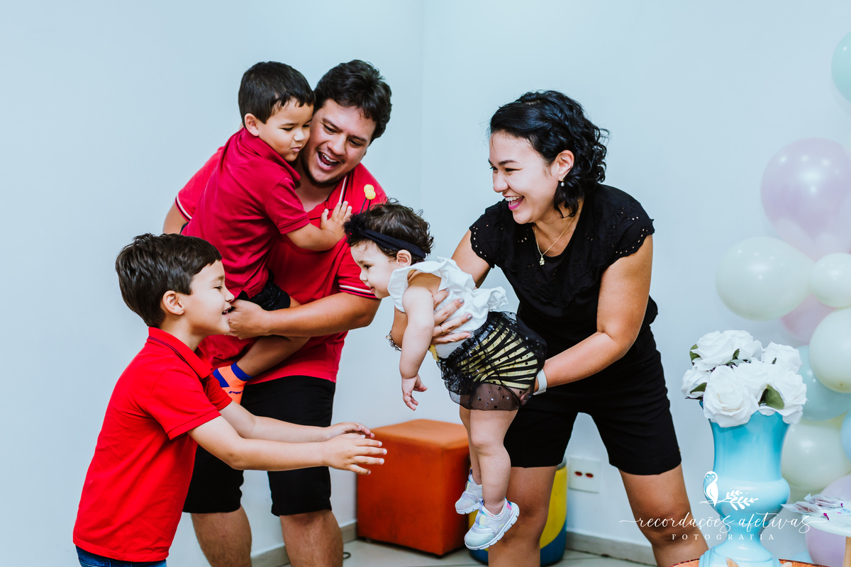 Aniversário de 1 Aninho com Tema Jardim Encantado realizado no Buffet Espaço Auê, em Santana, SP