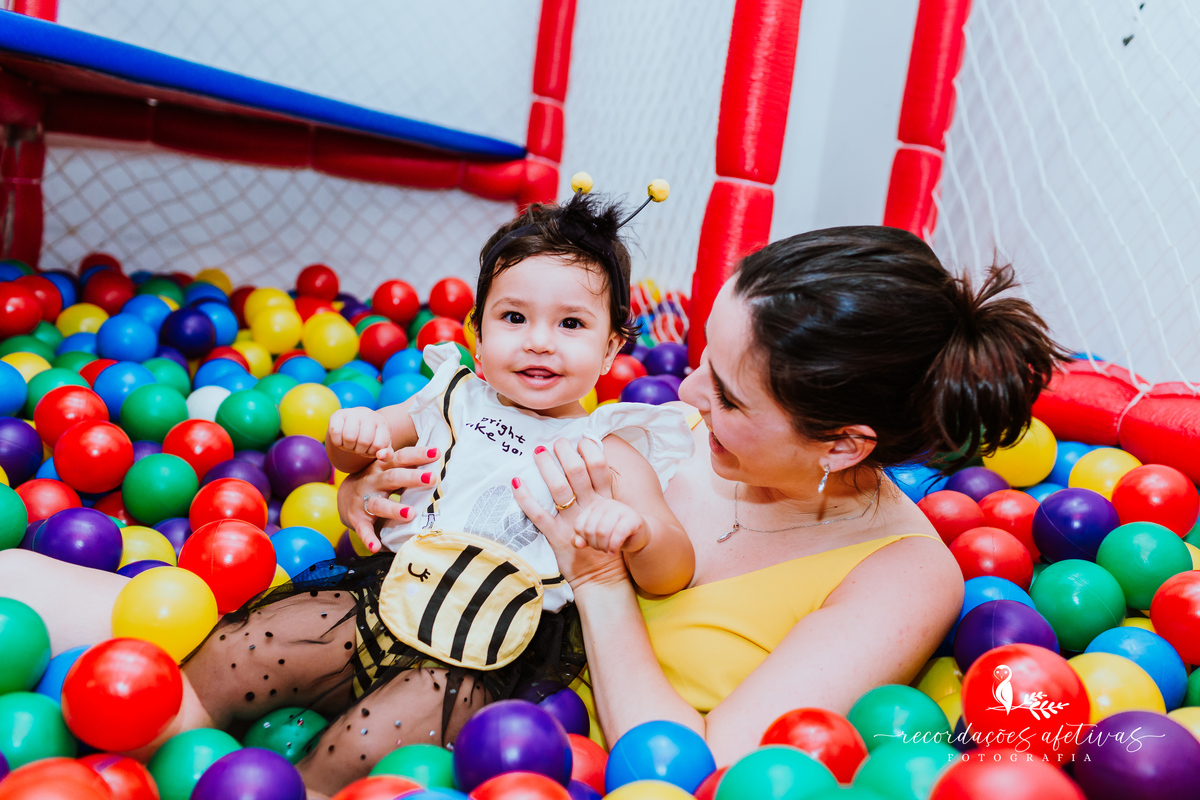Aniversário de 1 Aninho com Tema Jardim Encantado realizado no Buffet Espaço Auê, em Santana, SP