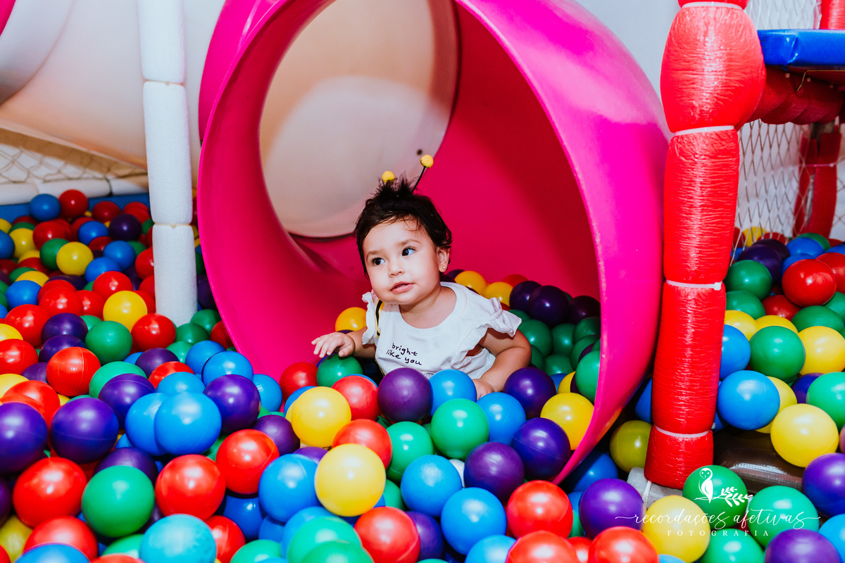 Aniversário de 1 Aninho com Tema Jardim Encantado realizado no Buffet Espaço Auê, em Santana, SP