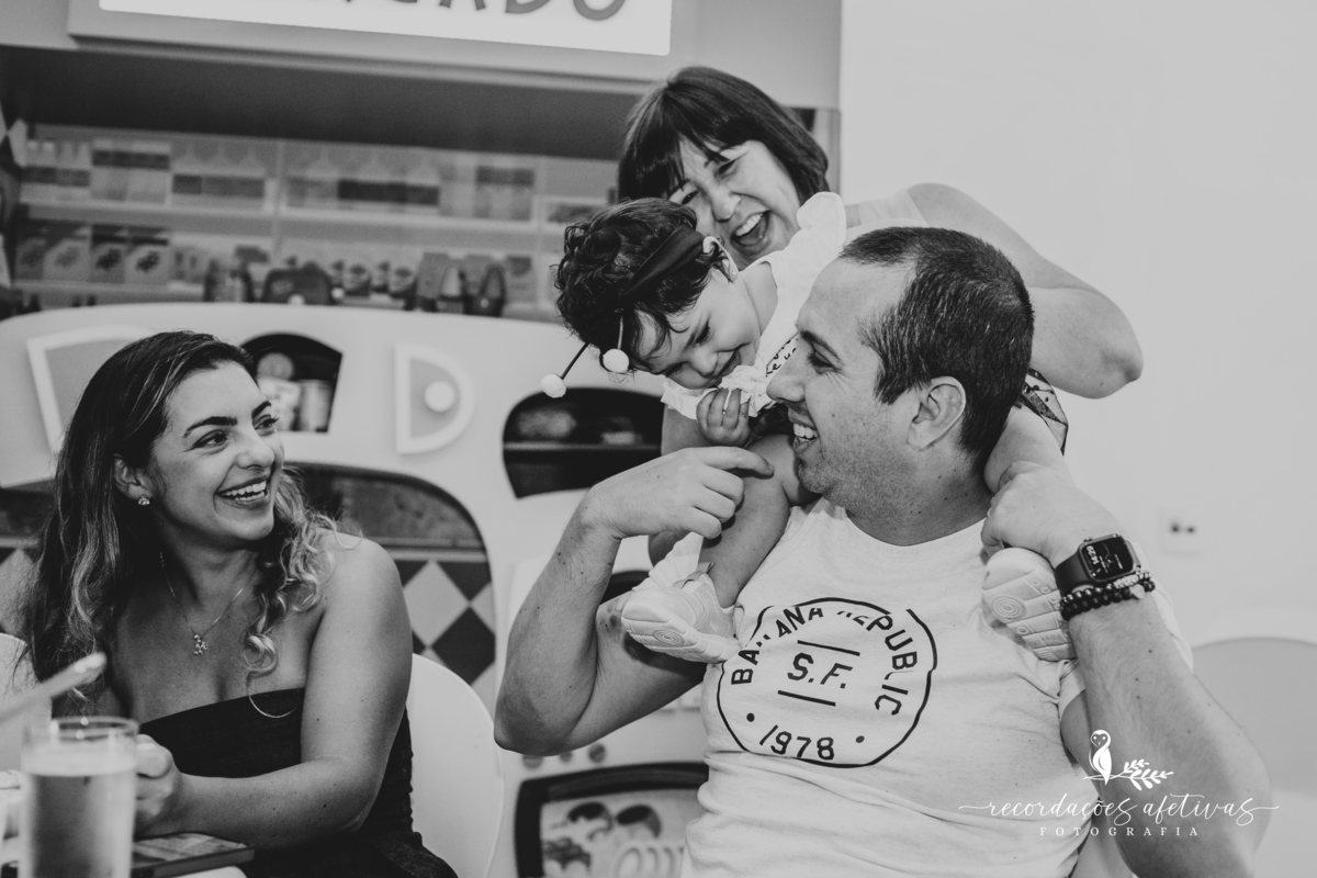 Aniversário de 1 Aninho com Tema Jardim Encantado realizado no Buffet Espaço Auê, em Santana, SP