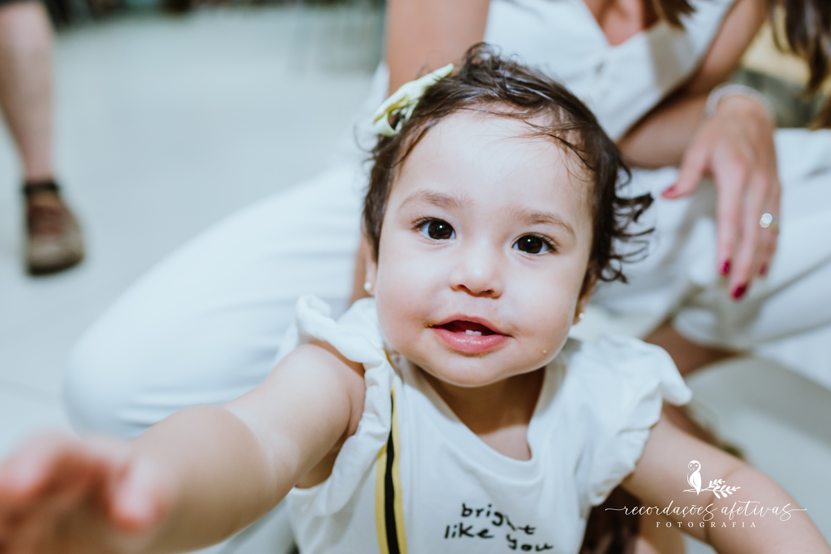 Aniversário de 1 Aninho com Tema Jardim Encantado realizado no Buffet Espaço Auê, em Santana, SP