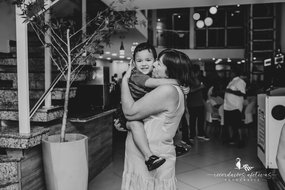 Aniversário de 1 Aninho com Tema Jardim Encantado realizado no Buffet Espaço Auê, em Santana, SP