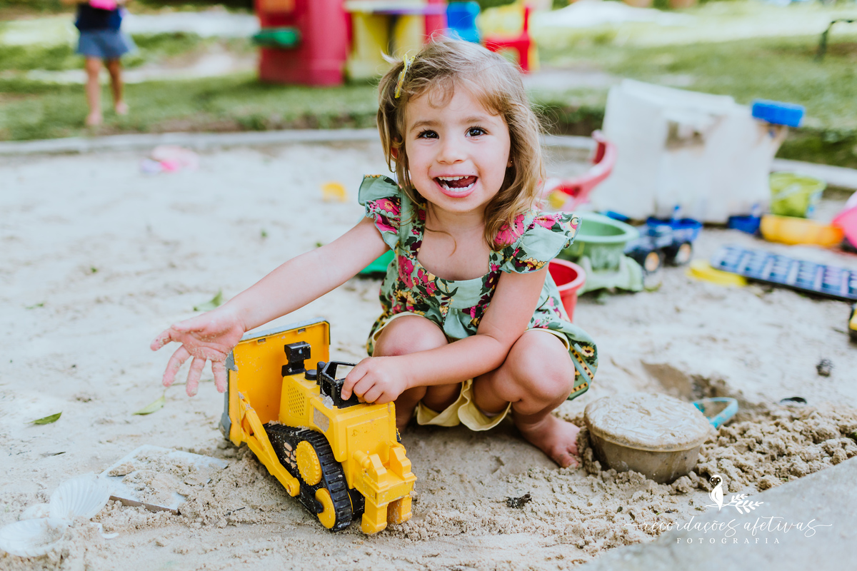 Aniversário Infantil com Tema Jardim Encantado realizado em Mairinque - SP