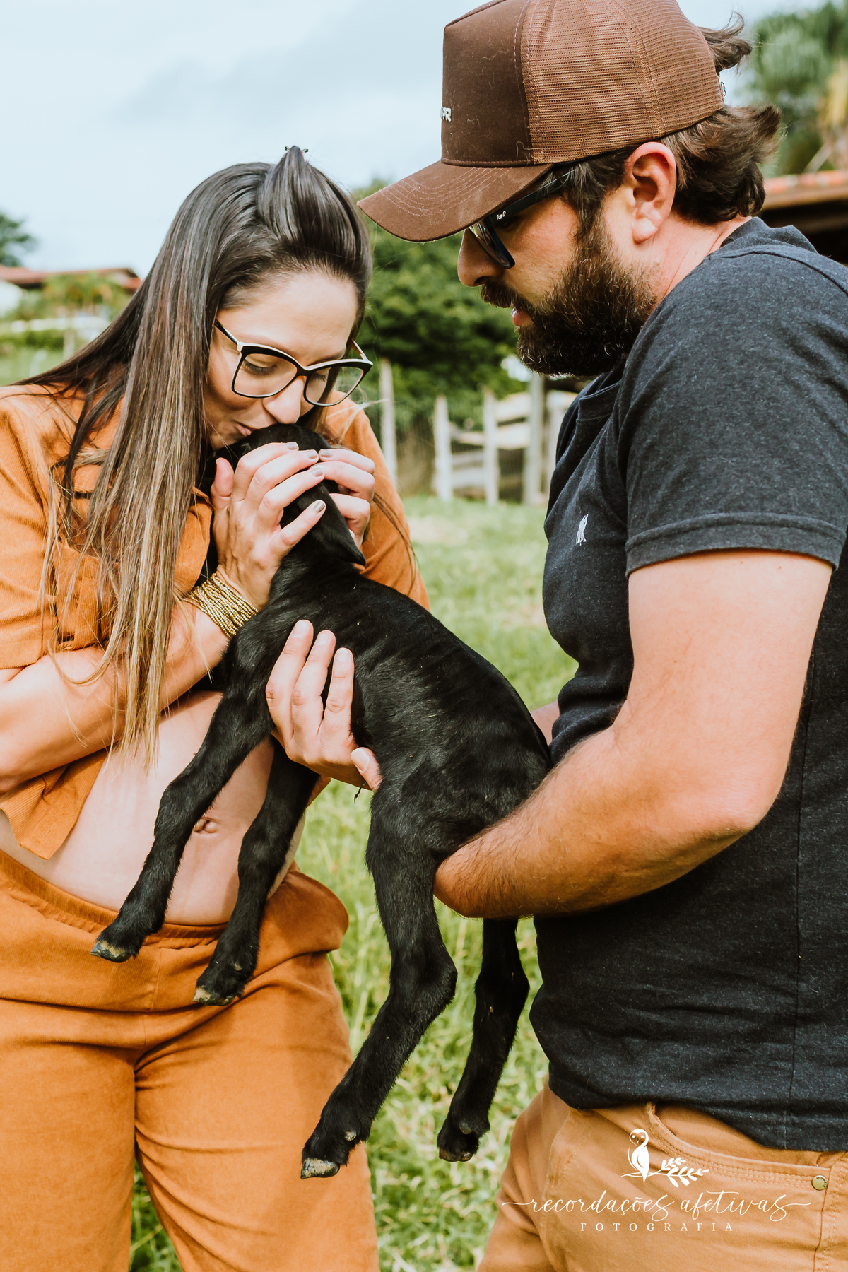 Ensaio Gestante com Animais realizado em São Roque - SP