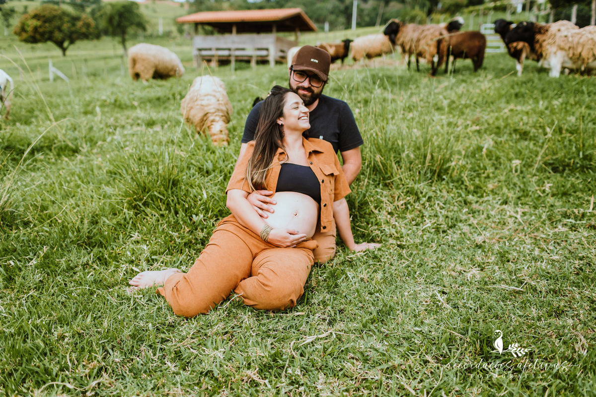 Ensaio Gestante com Animais realizado em São Roque - SP