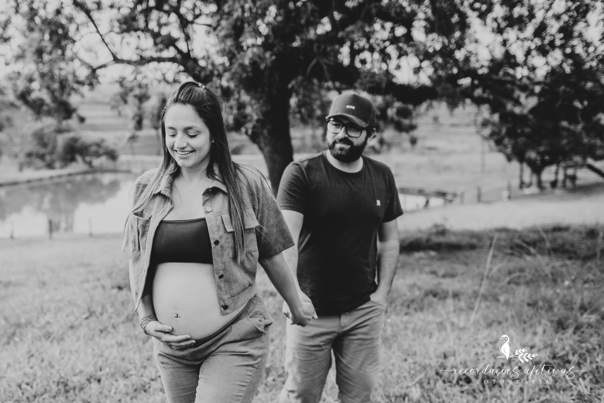 Ensaio Gestante com Animais realizado em São Roque - SP