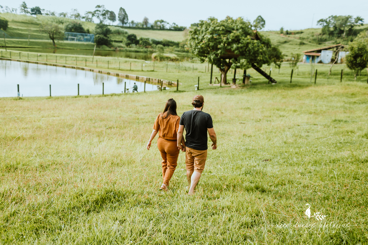 Ensaio Gestante com Animais realizado em São Roque - SP