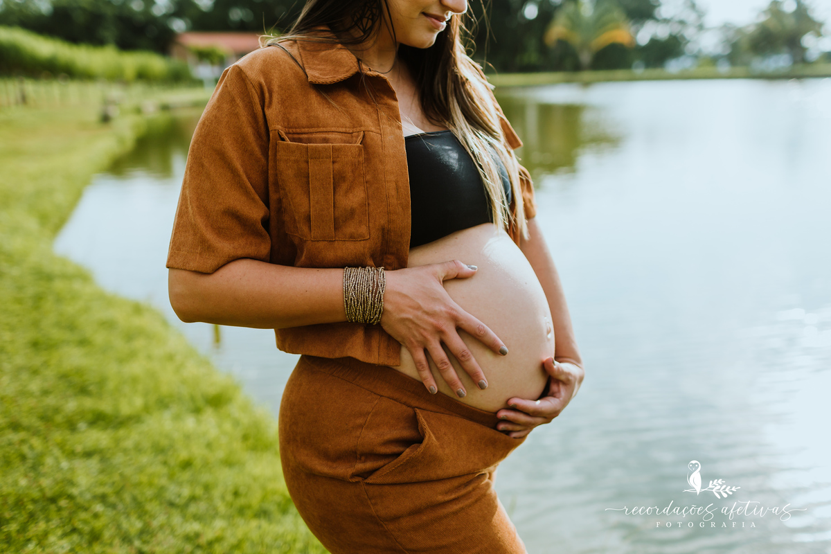 Ensaio Gestante com Animais realizado em São Roque - SP