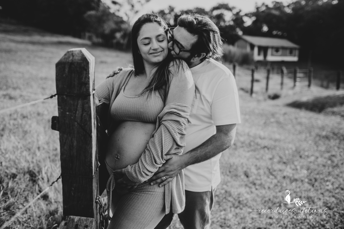 Ensaio Gestante com Animais realizado em São Roque - SP