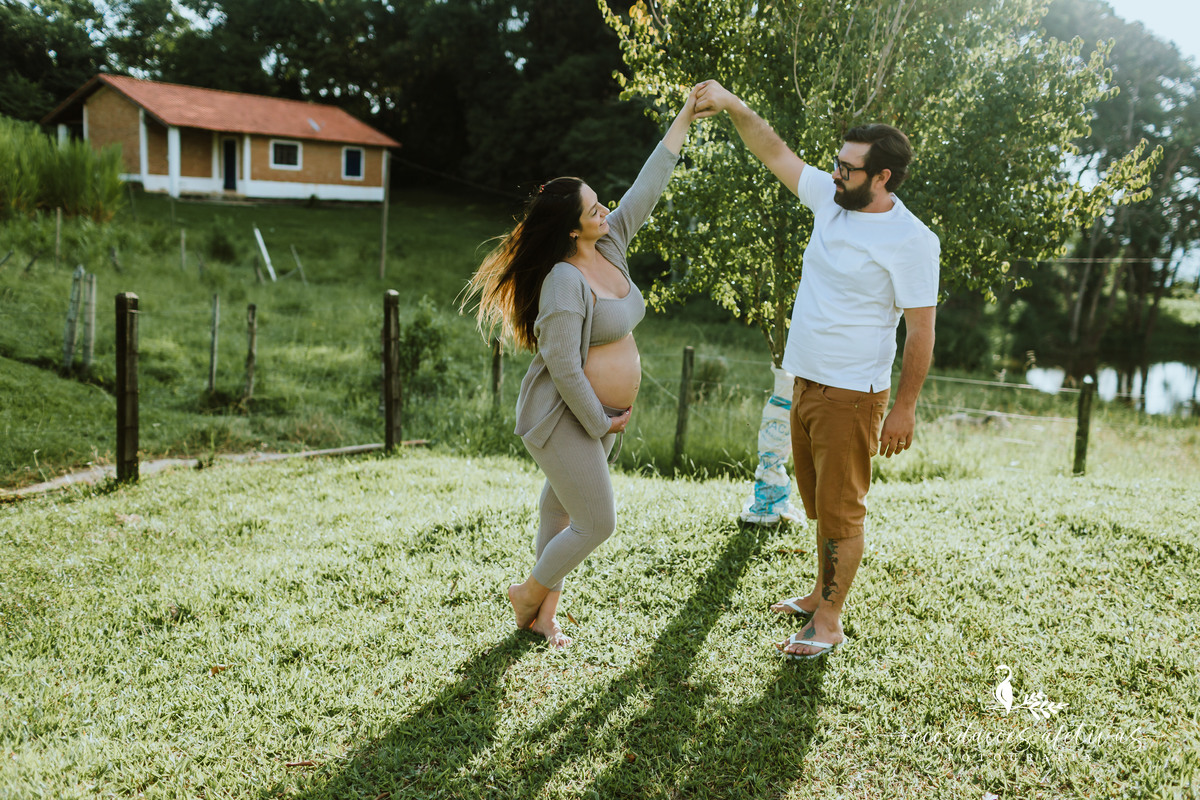 Ensaio Gestante com Animais realizado em São Roque - SP