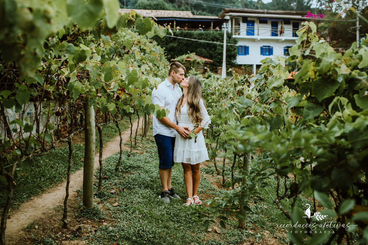 Ensaio Revelação Realizado no Restaurante Quinta do Olivardo em São Roque - SP