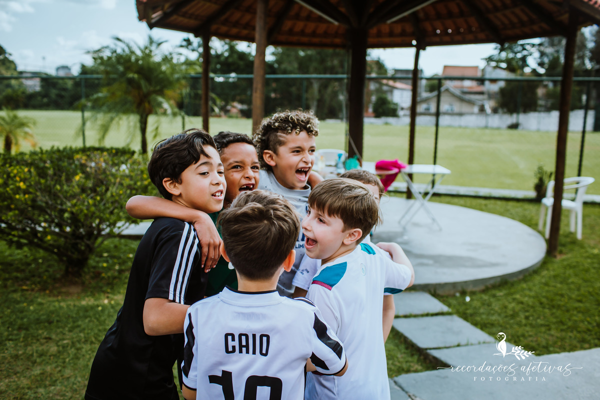 Aniversário de Menino com Tema Champion League realizado na Afresp em Osasco - SP