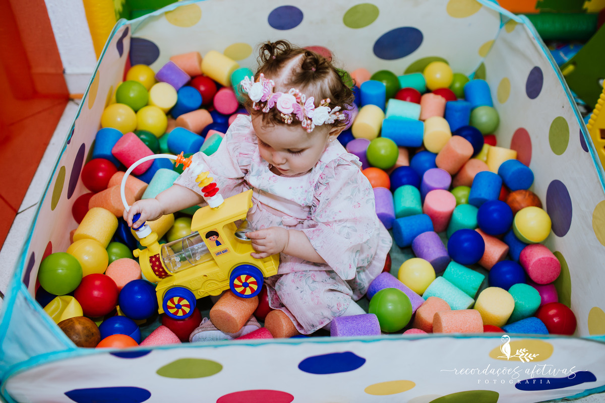 Aniversário-1-Aninho-Tema-Jardim-Encantado-New-Balloon-Itu-SP